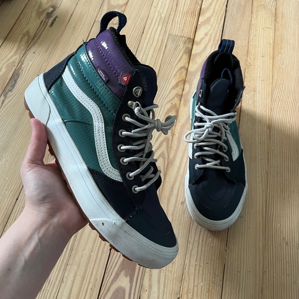 Vans Sk8-Hi MTE-1 Sneakers Mens 9.5 Womens 11 Navy Green Purple Primaloft skate